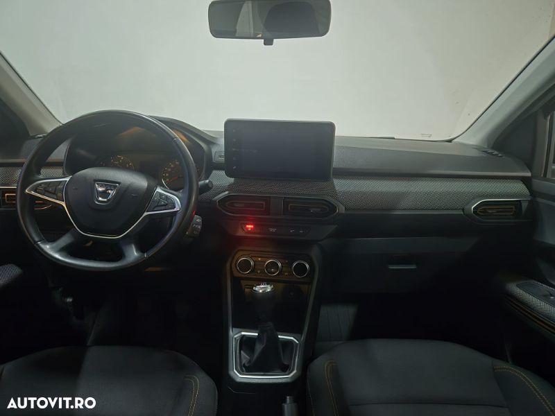 Dacia Sandero - 10