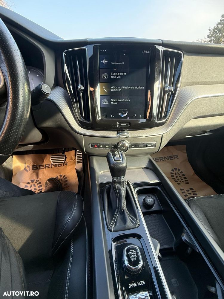 Volvo XC 60 D4 AWD Geartronic RDesign - 11