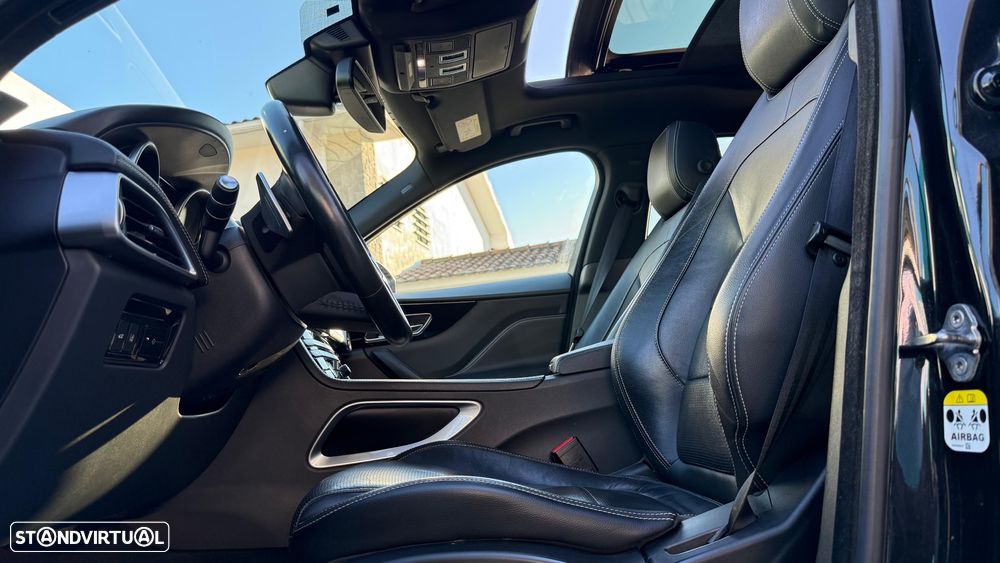 Jaguar F-Pace 2.0 i4D R-Sport Aut. - 8