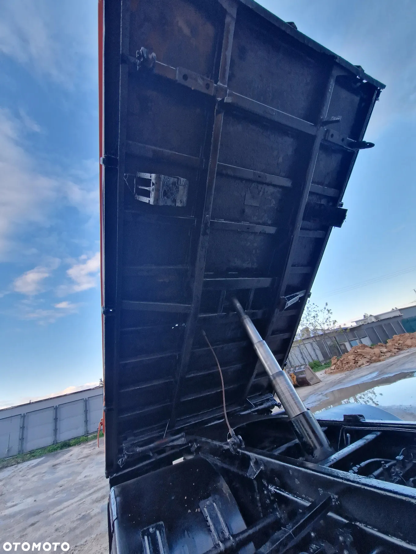Iveco Eurotrakker - 14