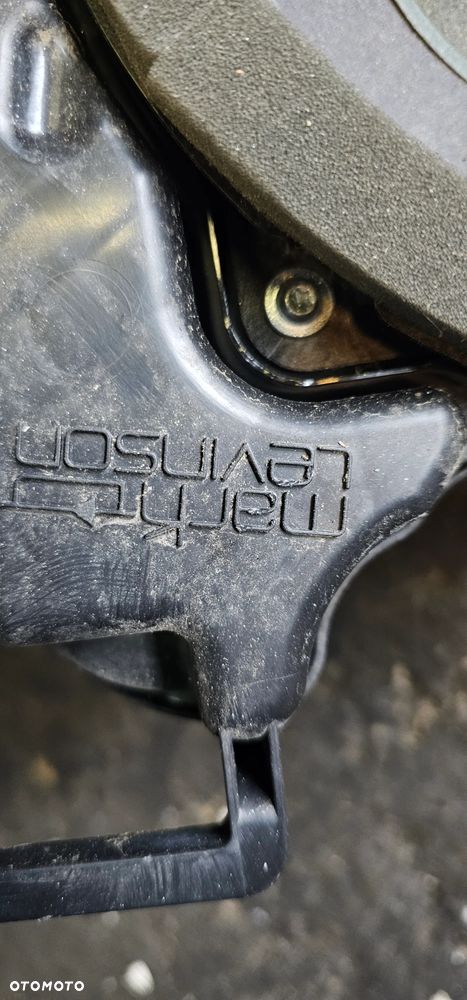 Głośnik subwoofer Lexus RX450 8948009901A - 2