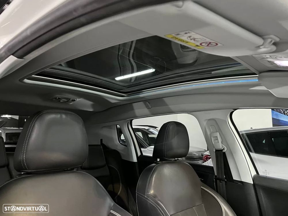 Peugeot 2008 1.2 PureTech GT Line - 14