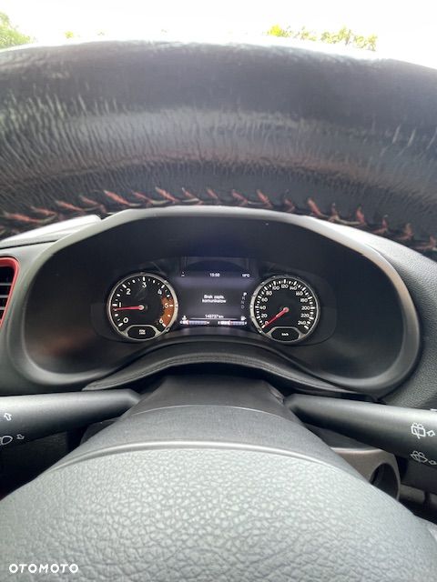 Jeep Renegade - 22