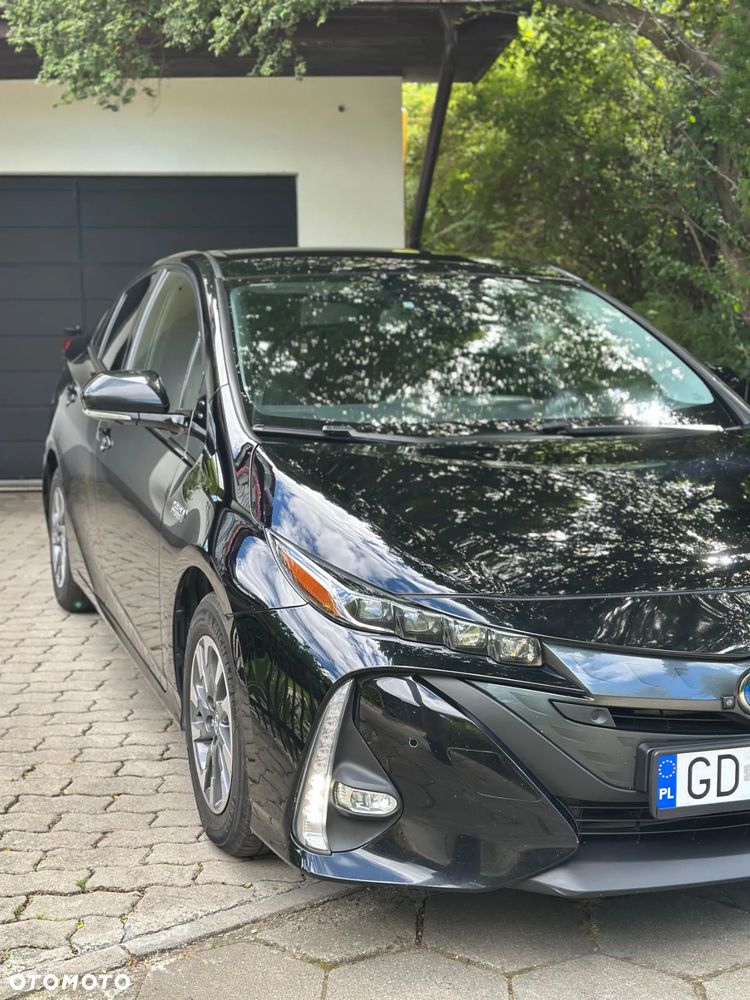 Toyota Prius Plug-in 1.8 Hybrid Executive - 3
