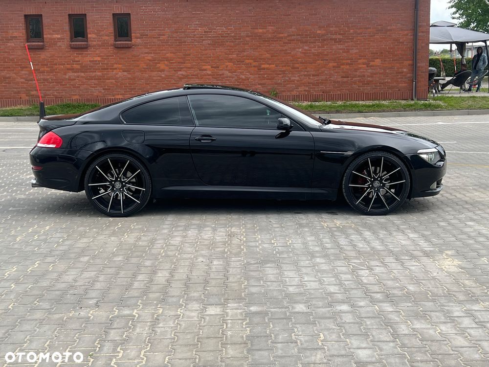 BMW Seria 6 650 i - 7