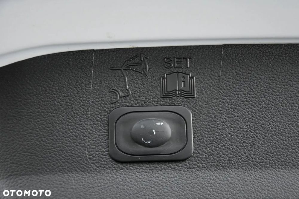 Ford Kuga 2.0 TDCi 4x2 Titanium - 20