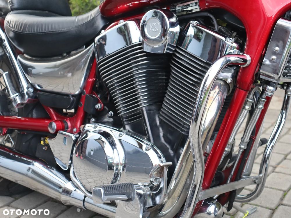Suzuki Intruder - 2