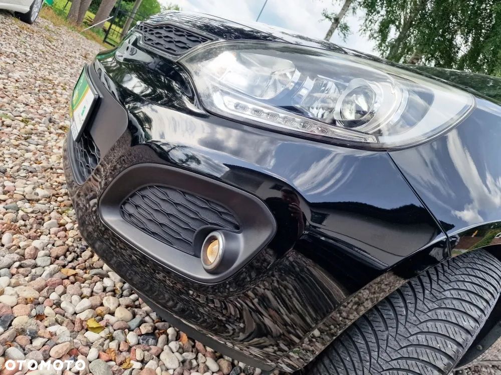 Kia Rio - 22