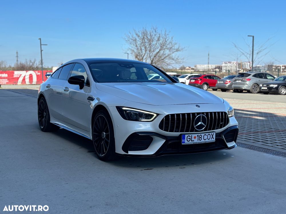 Mercedes-Benz AMG GT 4-door Coupe 43 - 8