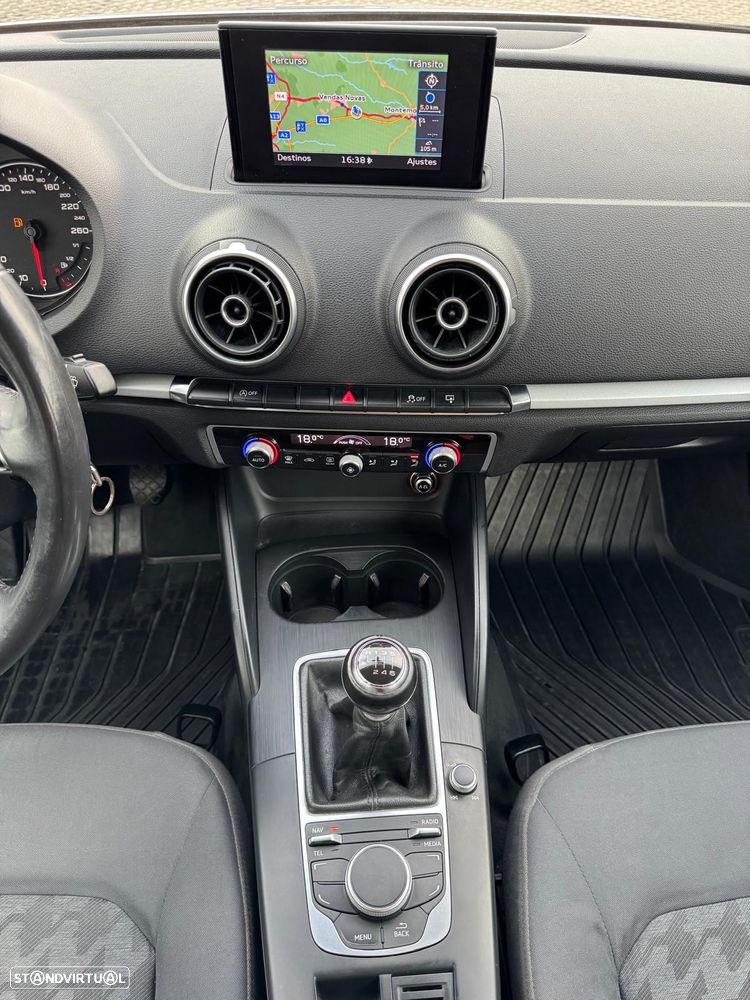 Audi A3 Limousine 1.6 TDI Advance - 11