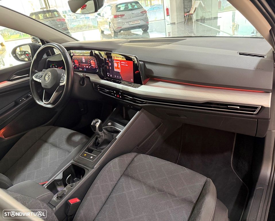 VW Golf - 17