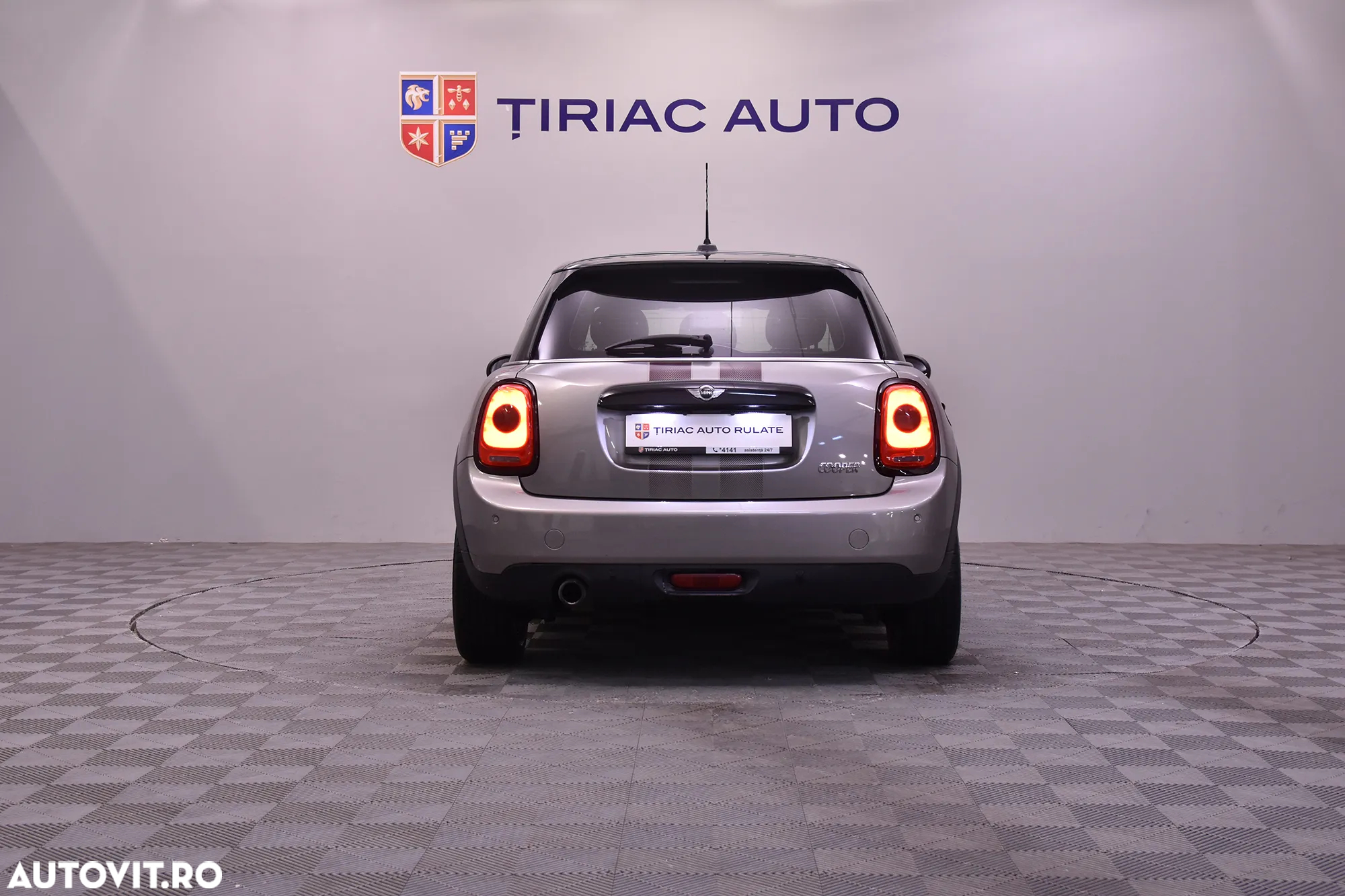 Mini Cooper - 4