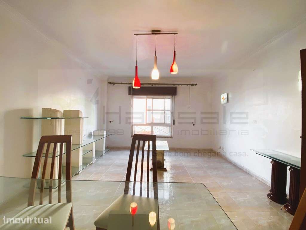 Apartamento T2 Grandes áreas - Grande imagem: 4/30