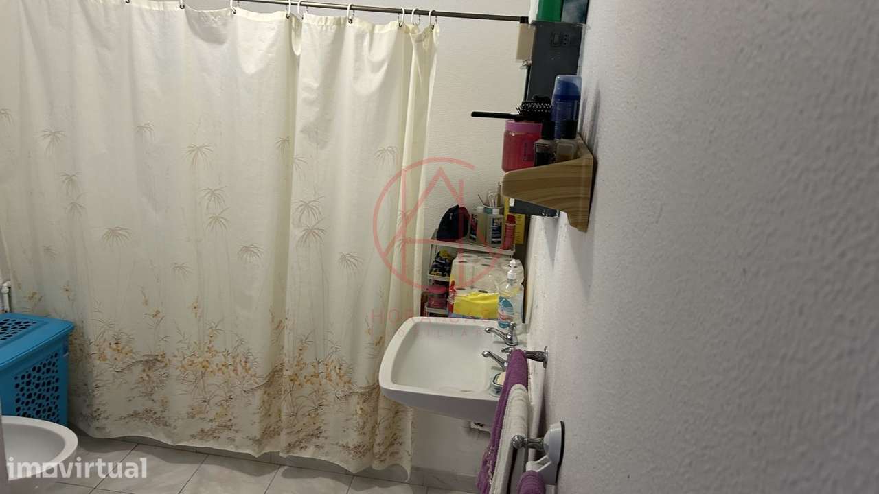 Moradia T1 + anexos – Lote com 324 m2 - Grande imagem: 3/30