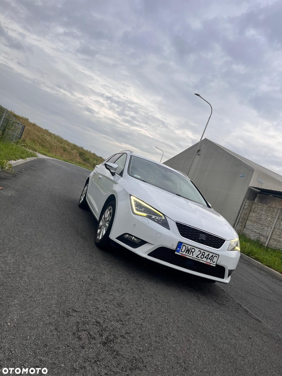 Seat Leon 2.0 TDI Style S&S DSG - 10
