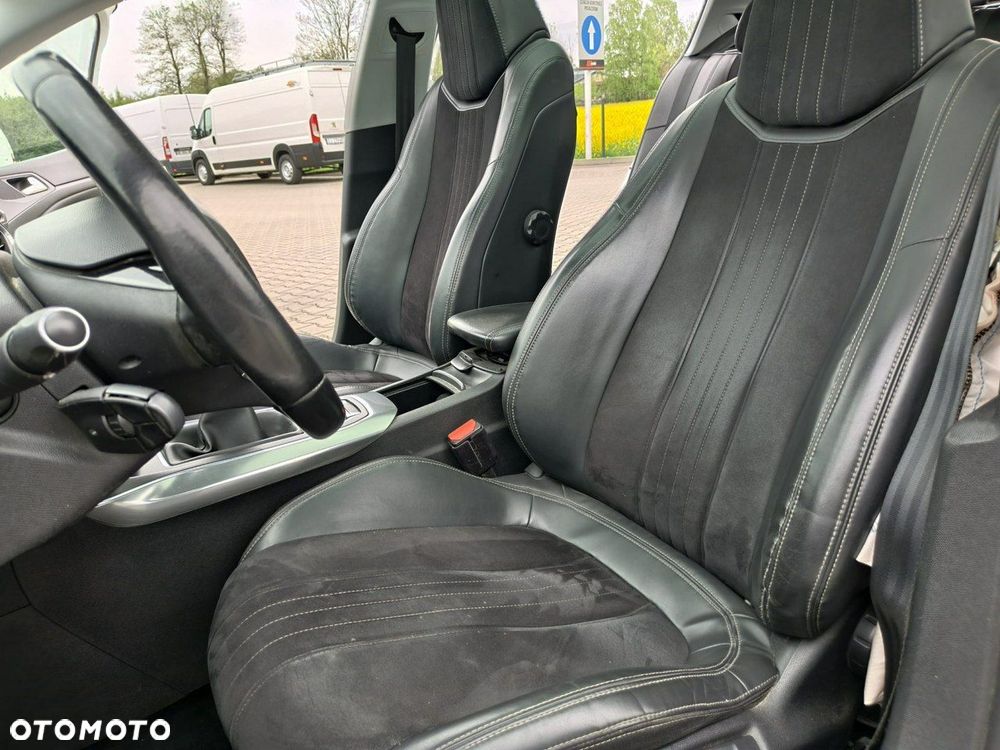 Peugeot 308 - 26