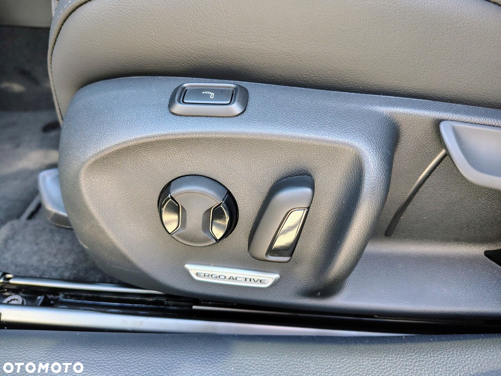 Volkswagen Passat - 23