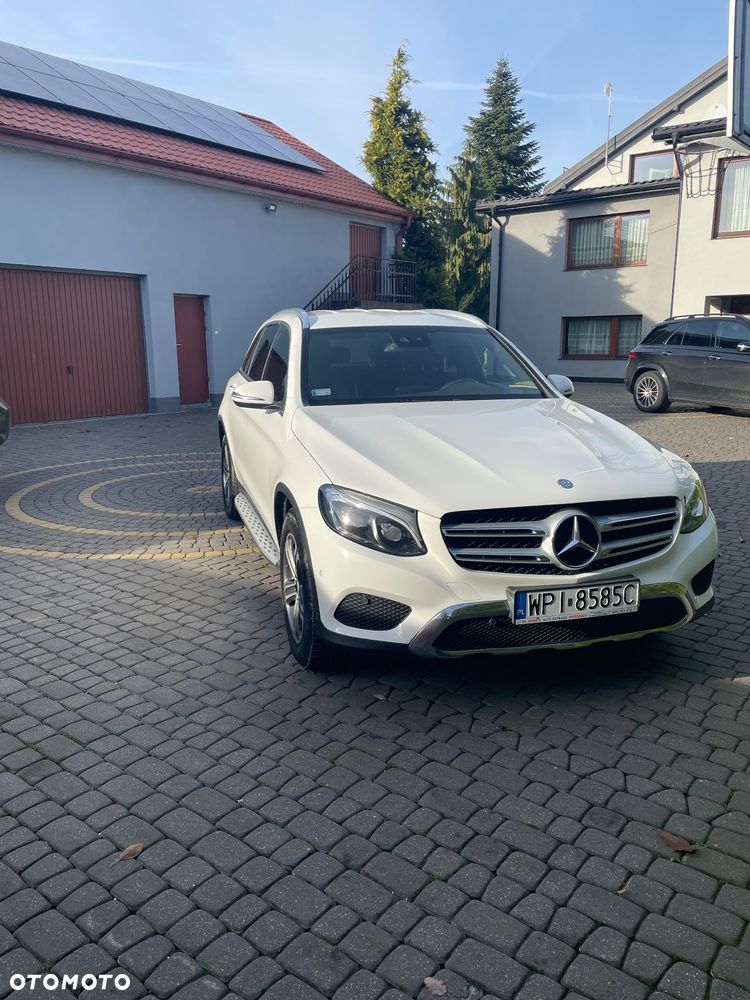 Mercedes-Benz GLC 250 4-Matic - 1