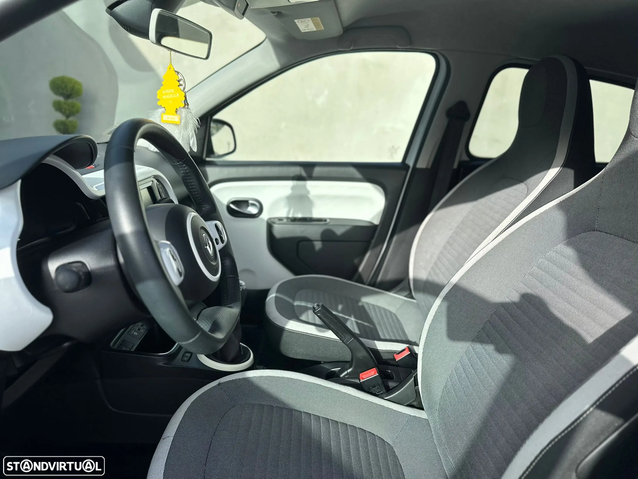 Renault Twingo 1.0 SCe Zen - 9