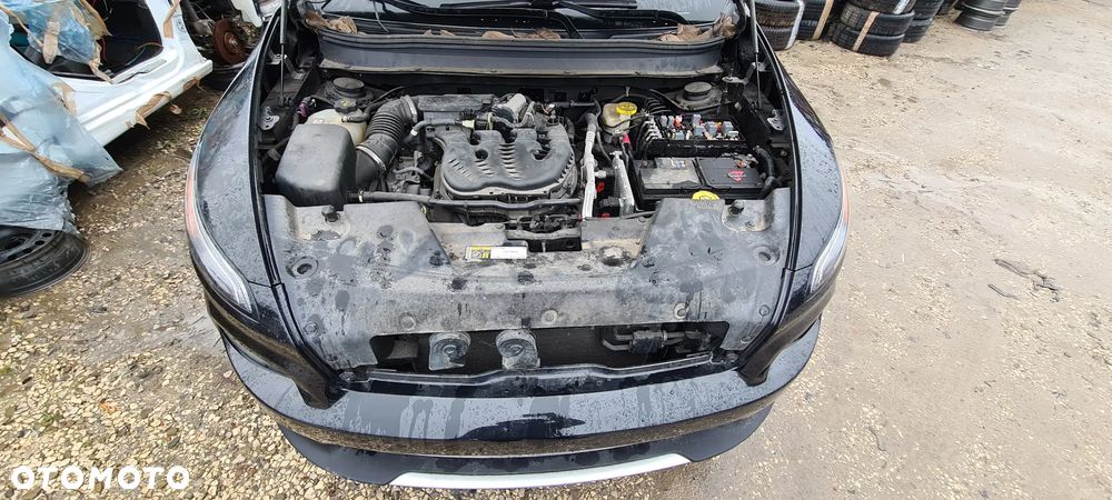 Jeep cherokee KL 15- silnik 3,2 v6  skrzynia biegów maska drzwi zderzak lak PXR - 3