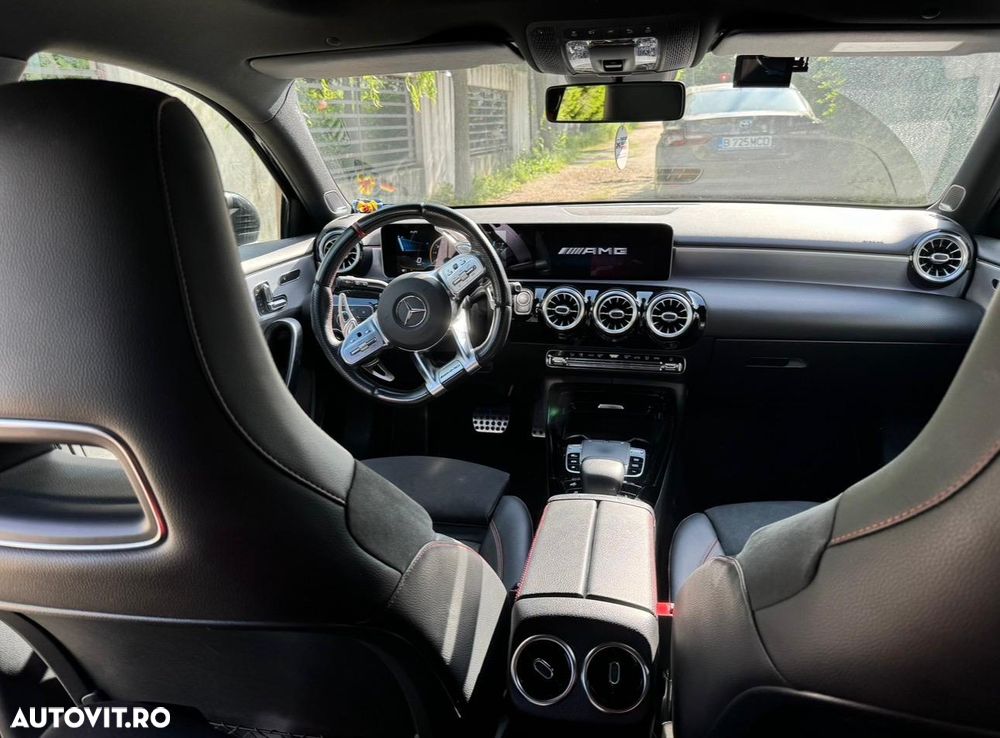 Mercedes-Benz A 35 AMG - 1