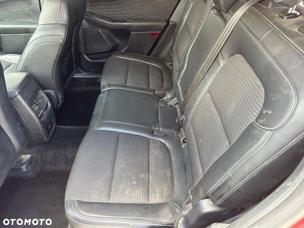 Ford Kuga 2.0 EcoBlue mHEV FWD Titanium - 16