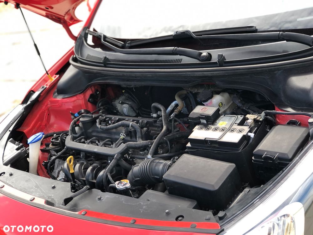 Hyundai i20 1.2 GO - 38