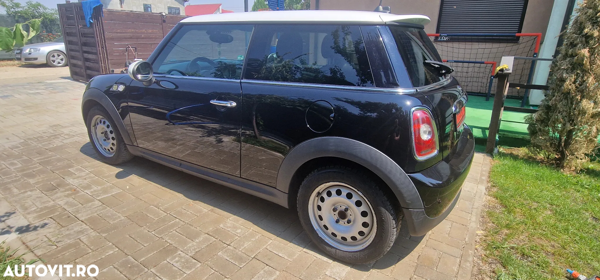 Mini Cooper 50 Camden - 6