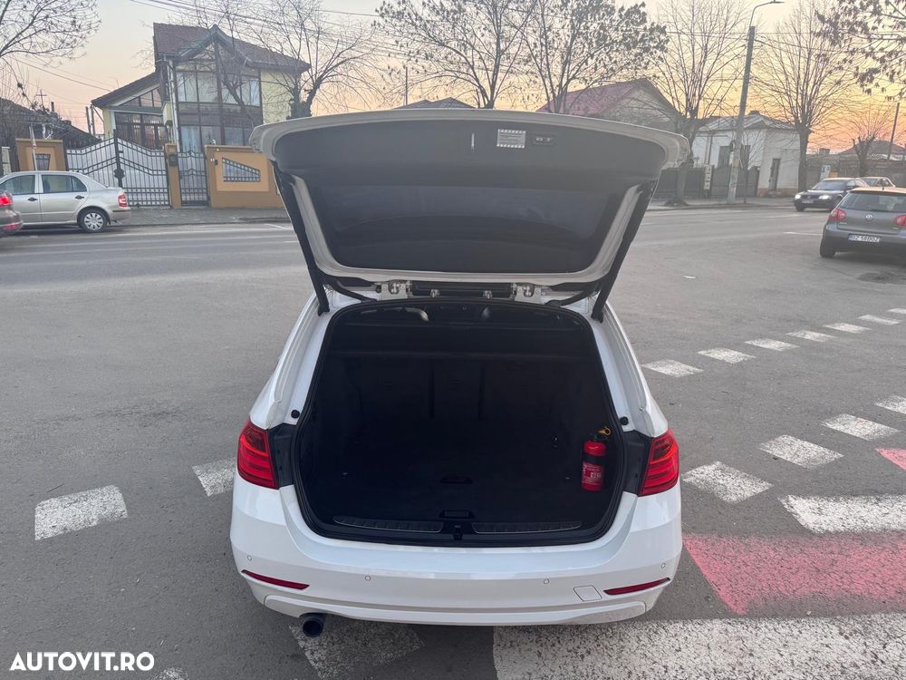 BMW Seria 3 316i Aut. - 12