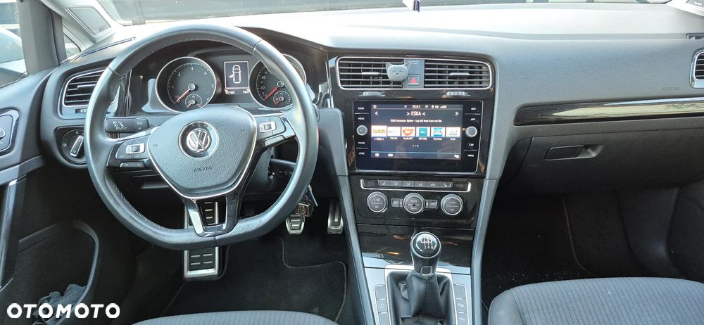 Volkswagen Golf Variant 2.0 TDI Sound - 12