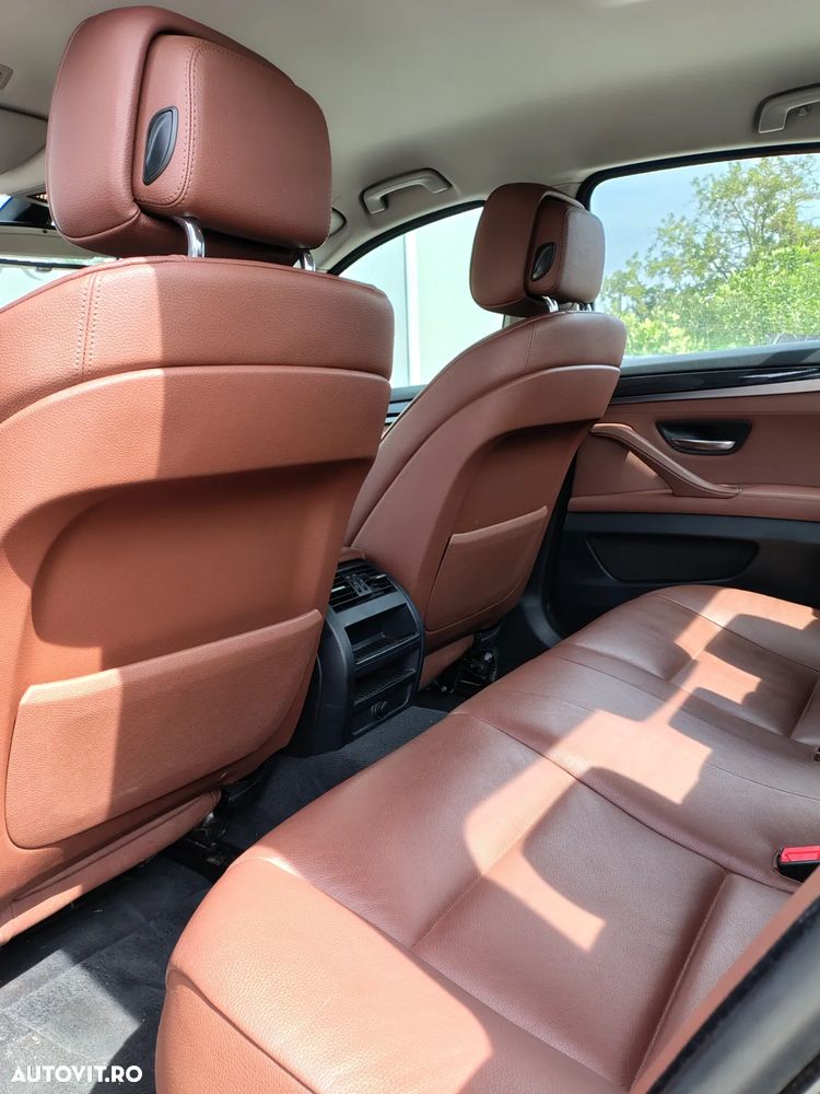 BMW Seria 5 525d xDrive AT - 8