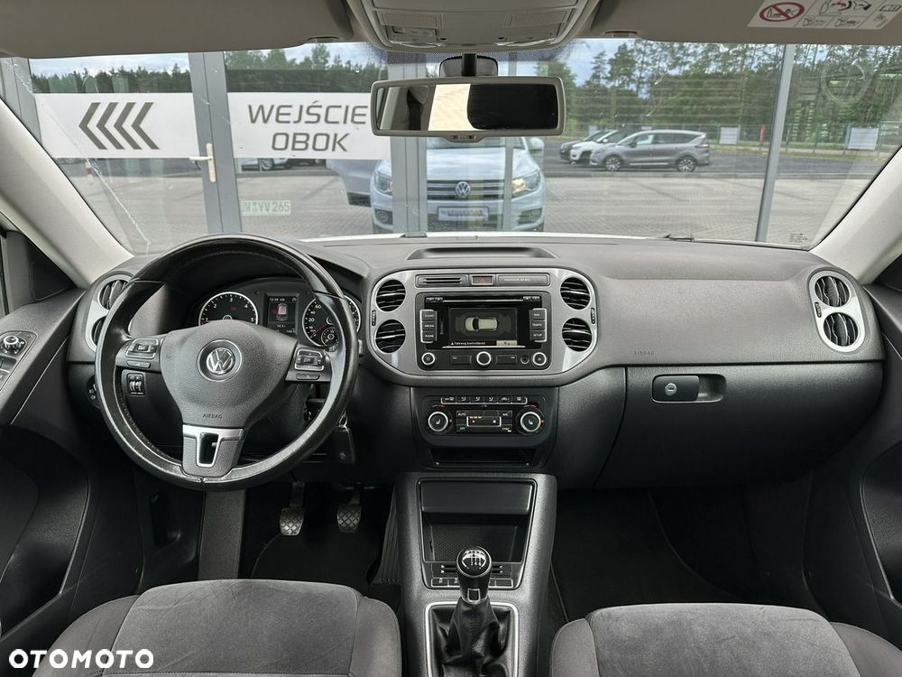 Volkswagen Tiguan 2.0 TDI DPF BlueMotion Technology Sport & Style - 10