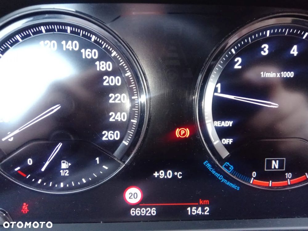 BMW X1 sDrive18i - 14