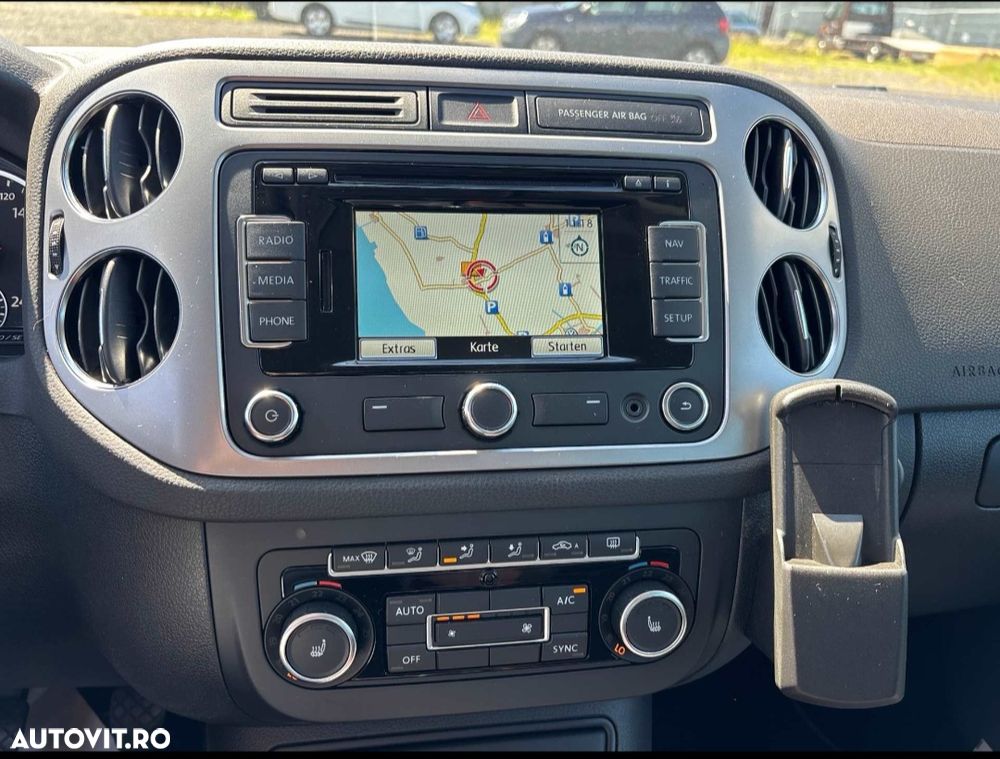Volkswagen Tiguan - 9