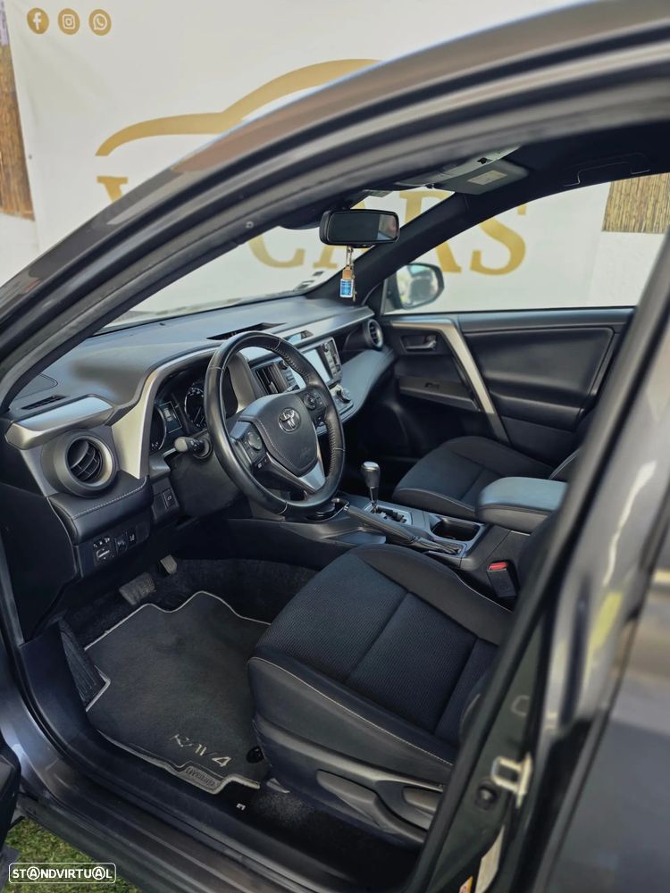 Toyota RAV4 2.5 HSD Exclusive 4WD - 11