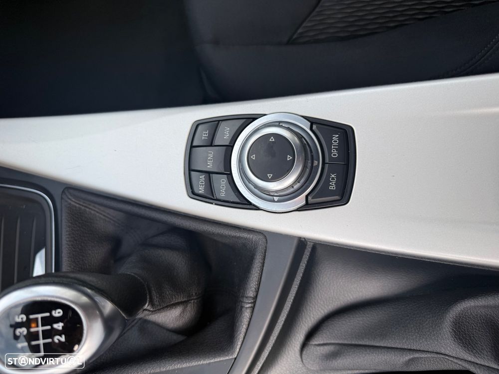 BMW 316 d Touring Sport Line - 26