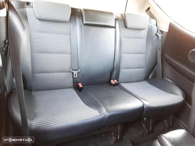 Peças Mercedes-Benz Classe A (W169) - 31