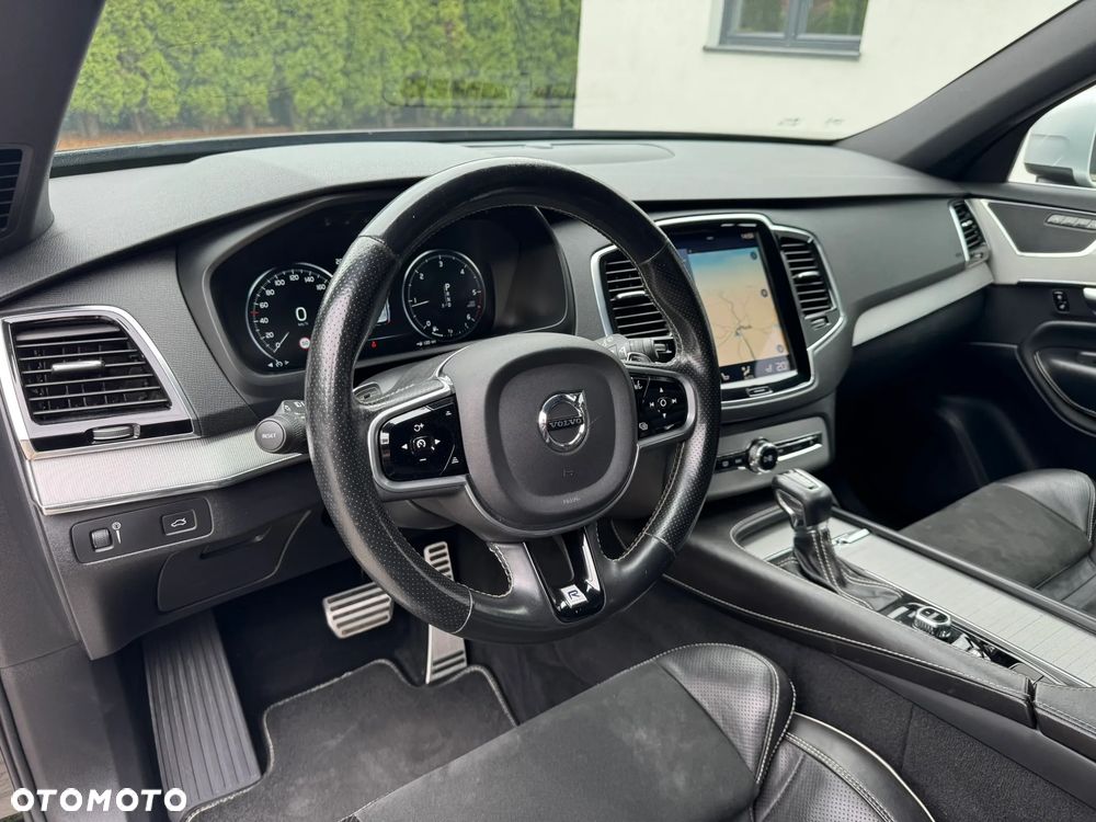Volvo XC 90 D5 AWD Geartronic RDesign - 27