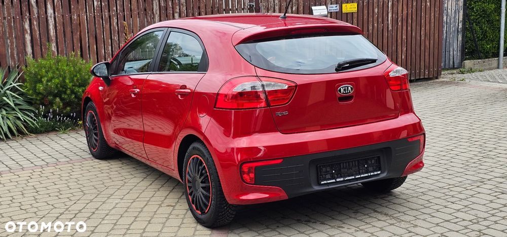 Kia Rio - 6