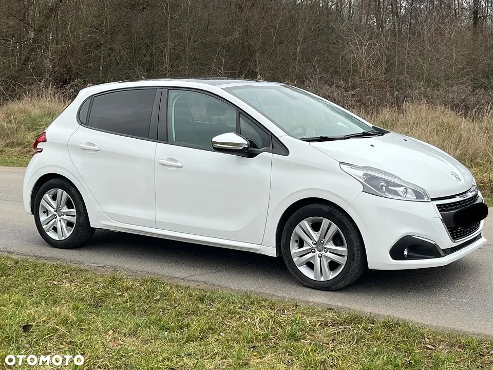 Peugeot 208 PureTech 82 Start & Stop Style - 8