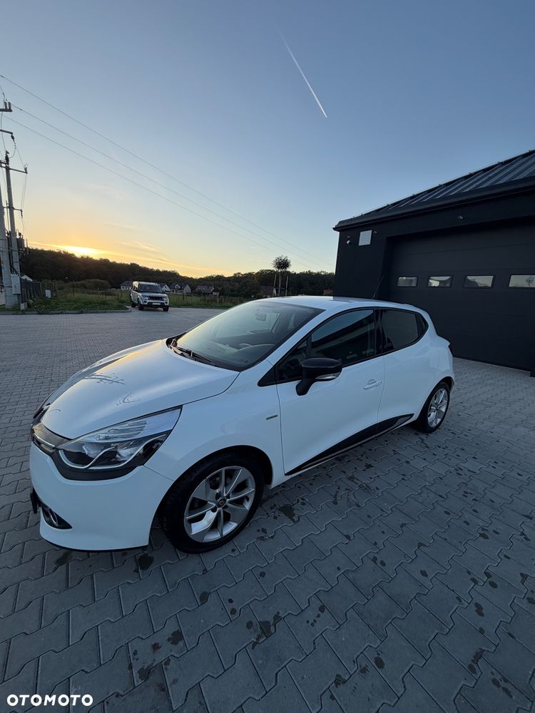 Renault Clio 1.2 16V Limited - 9