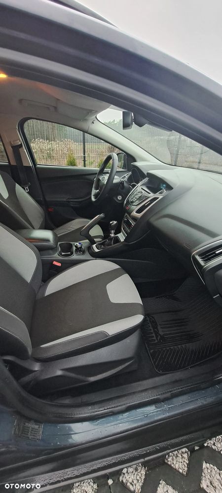 Ford Focus 1.6 EcoBoost Edition - 11