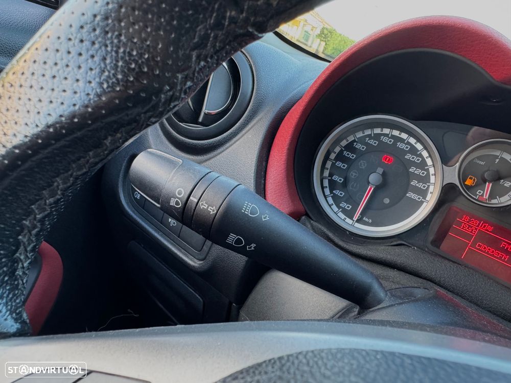 Alfa Romeo MiTo 1.3 JTD Distinctive S&S - 27