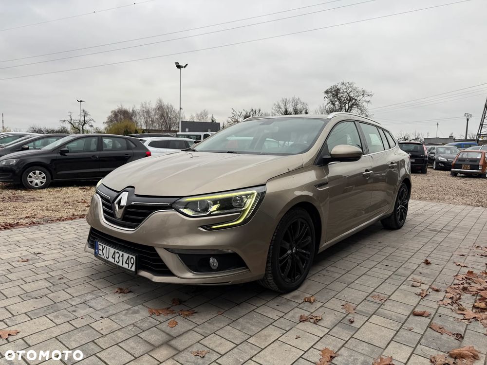 Renault Megane 1.5 Blue dCi Business - 12