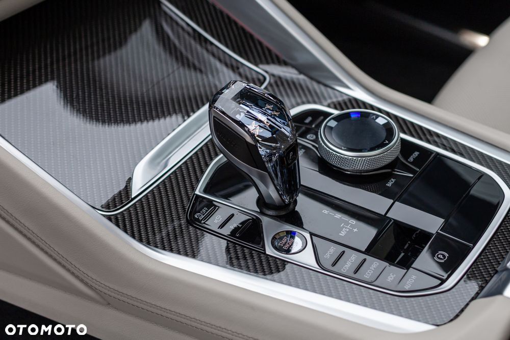 BMW X6 xDrive40d mHEV - 20