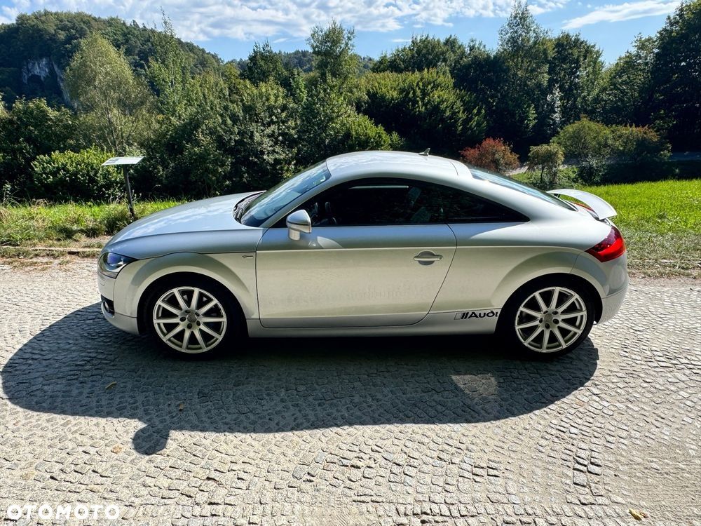 Audi TT Coupé - 11