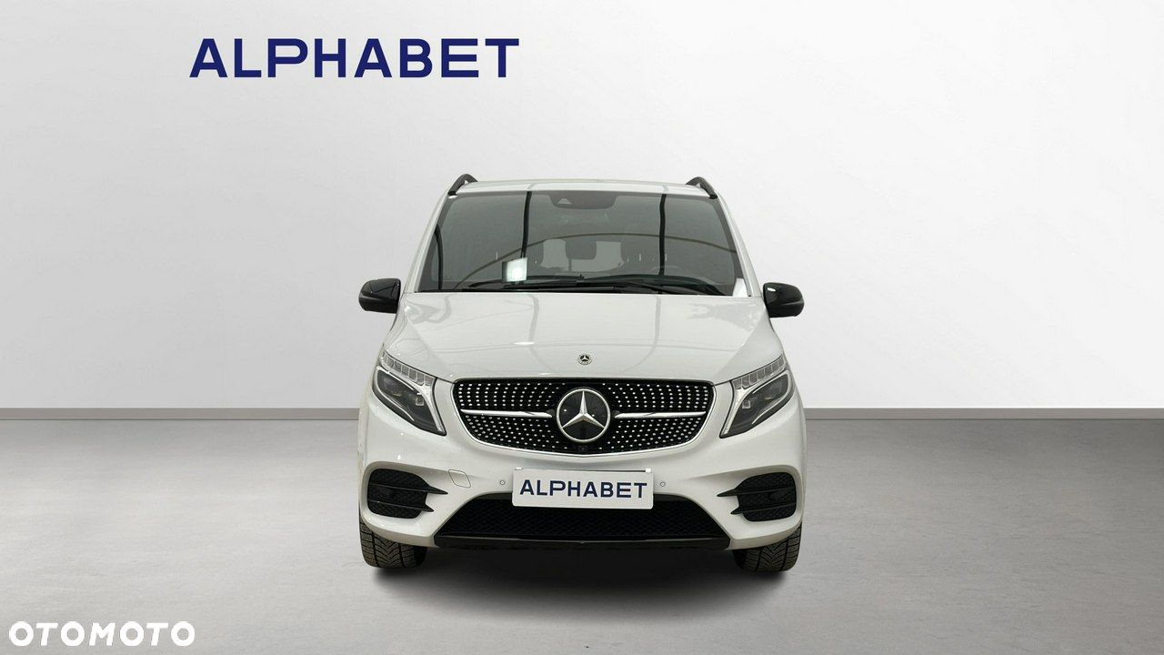 Mercedes-Benz Klasa V - 9