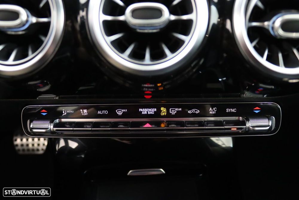 Mercedes-Benz A 180 d AMG Line Aut. - 25