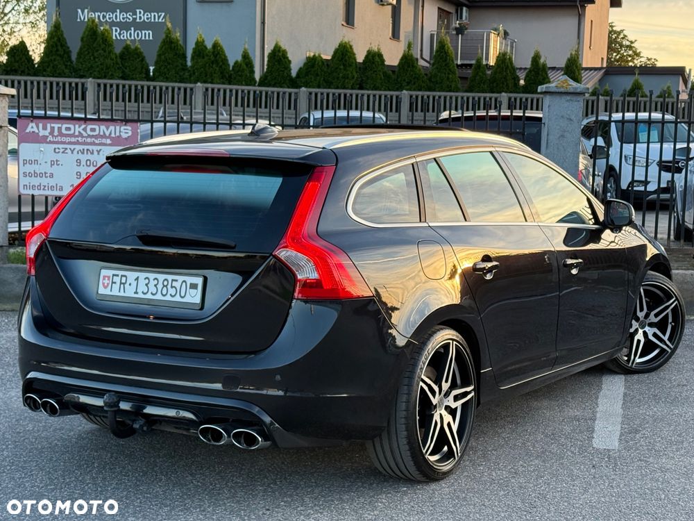 Volvo V60 T6 AWD Geartronic RDesign - 9