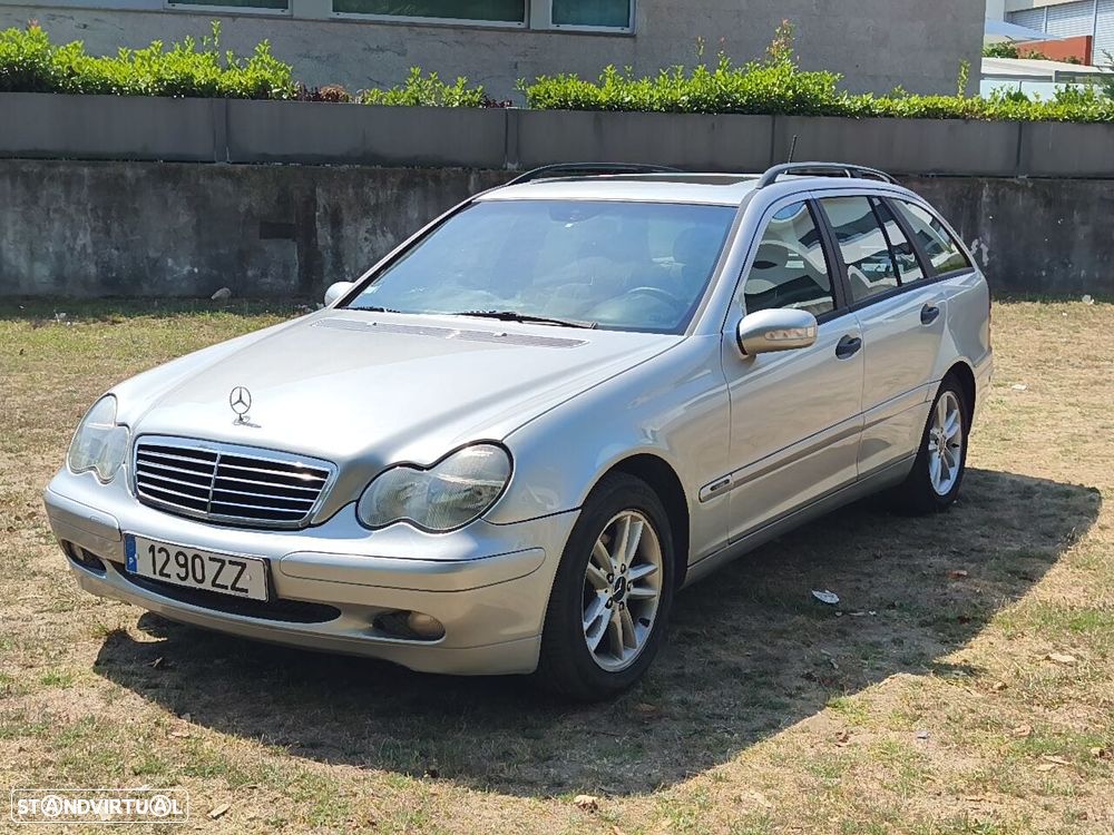 Mercedes-Benz C 220 — fotografia 51